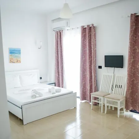 Viola Garden Hotel Sarandë